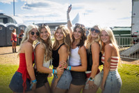 Fun Crowd Shots